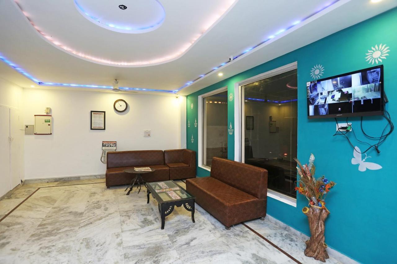 Hotel Ganpati Agra Агра Екстериор снимка